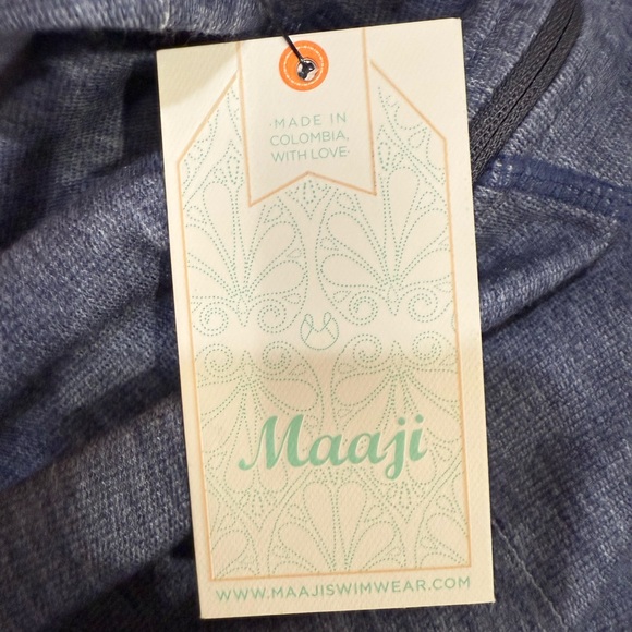 Maaji Sleeveless Swim Wear Hoodie Cover Up Tank Top Size M NWT - Picture 9 of 12